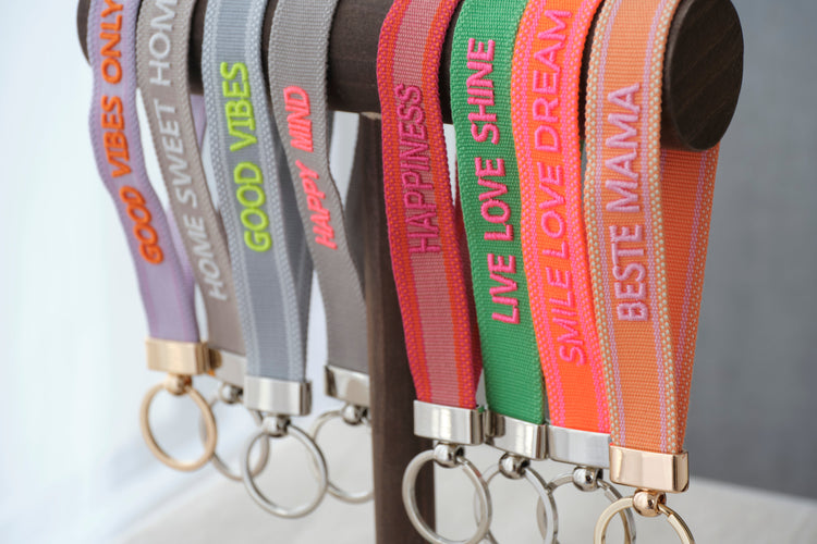 Statement Schlüsselanhänger