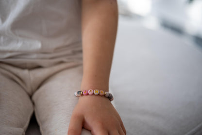 Kinderarmband Rhodonit - personalisiert